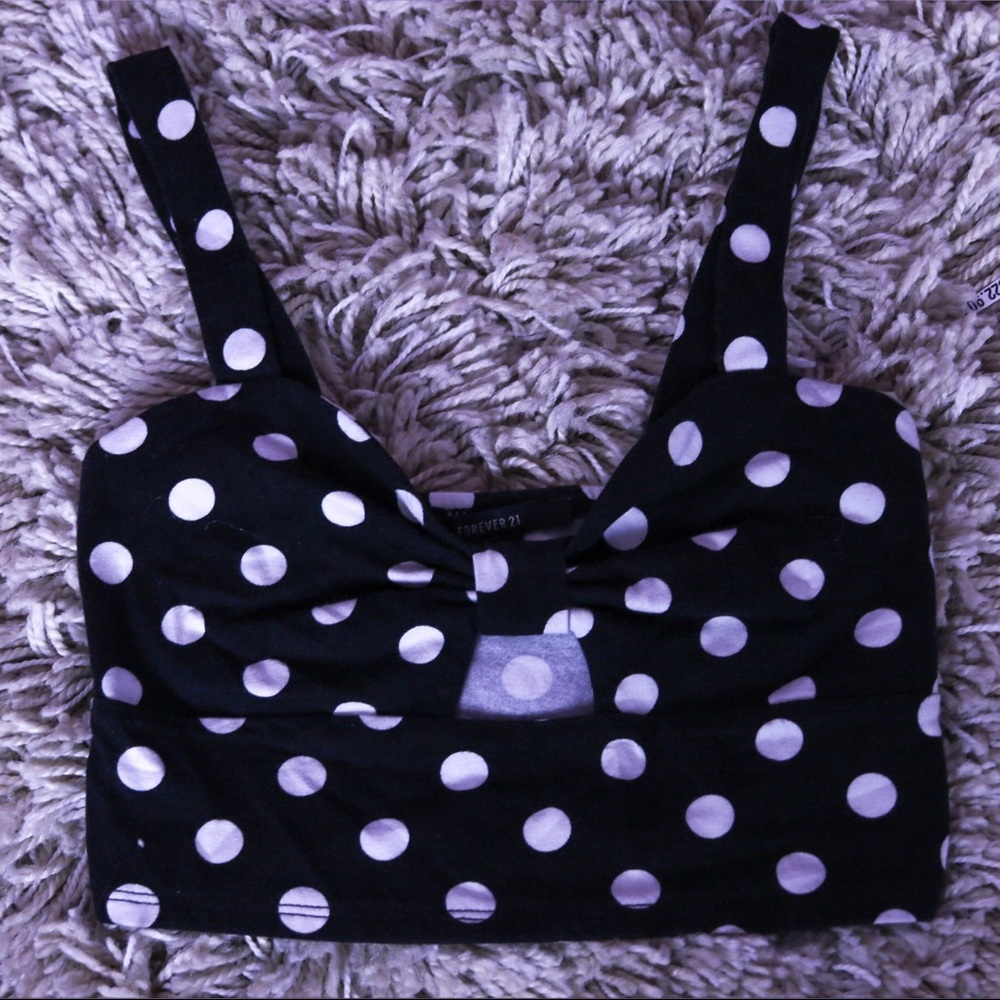 Cute bow black and white polka dots. Crop top
